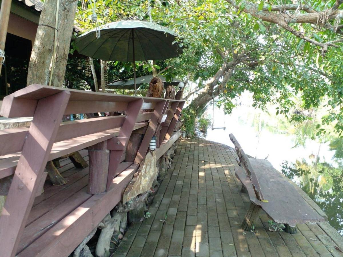 Baansuanleelawadee Resort Amphawa Eksteriør bilde