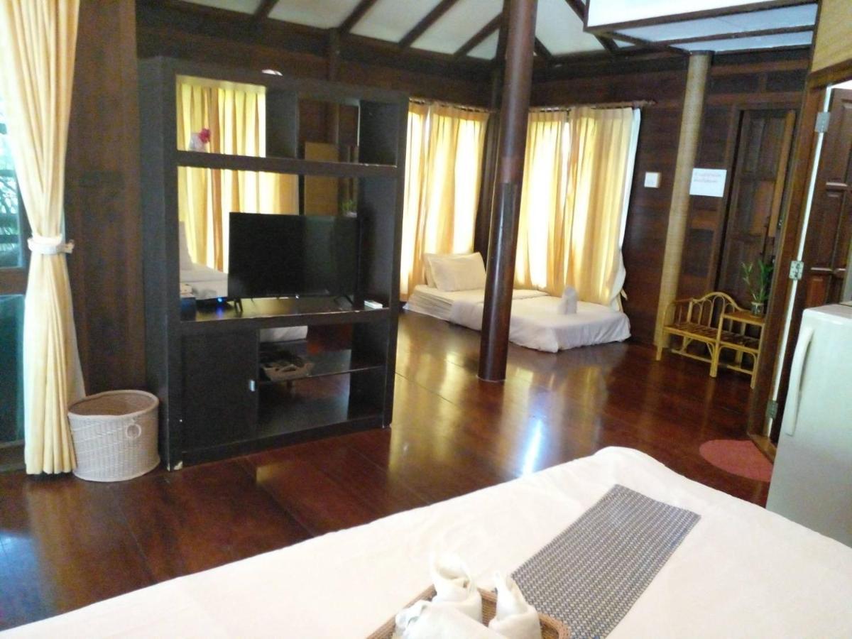 Baansuanleelawadee Resort Amphawa Eksteriør bilde