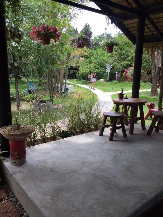 Baansuanleelawadee Resort Amphawa Eksteriør bilde