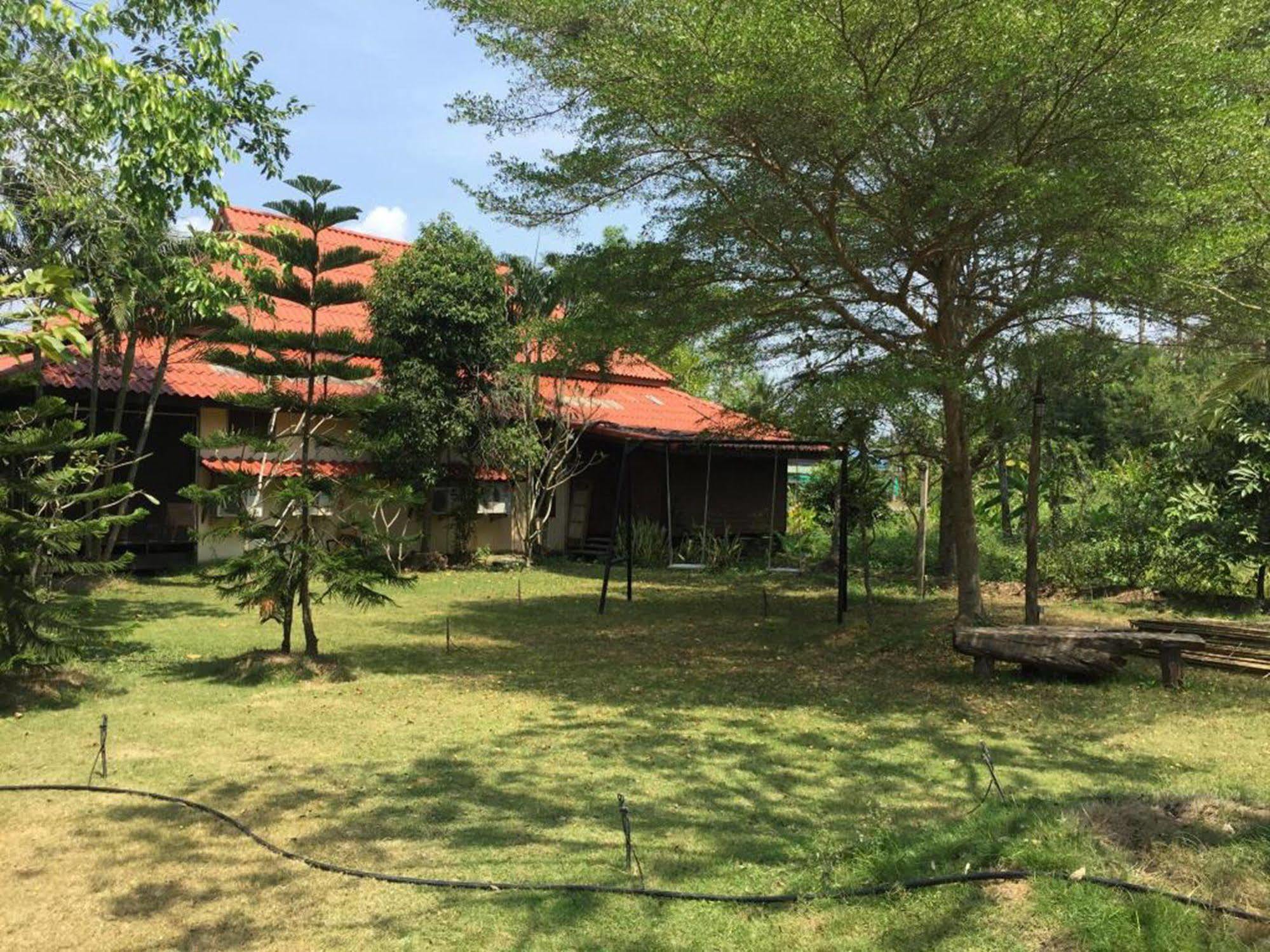 Baansuanleelawadee Resort Amphawa Eksteriør bilde